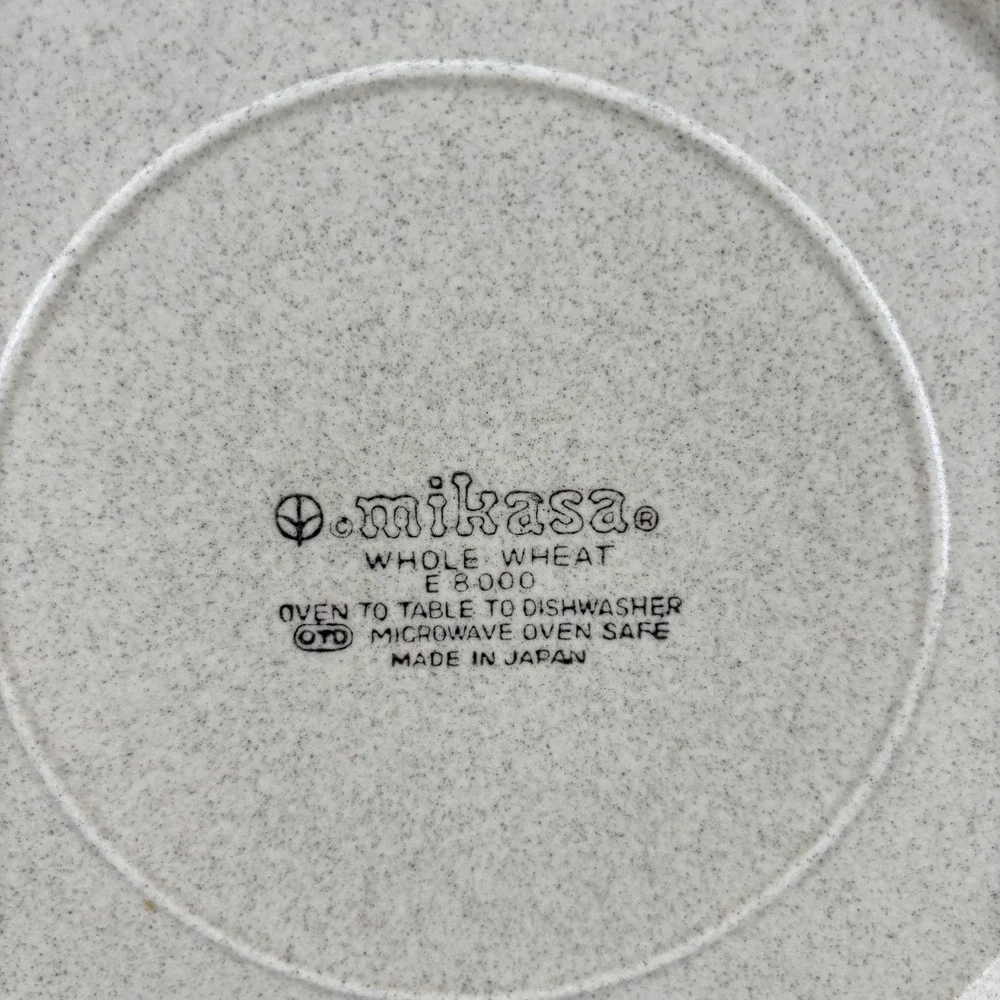 2 Vtg Mikasa Whole Wheat Stoneware Dinner‎ Plate 10.5